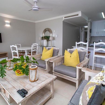 16 Bronze Bay Apartment Durban Exterior photo