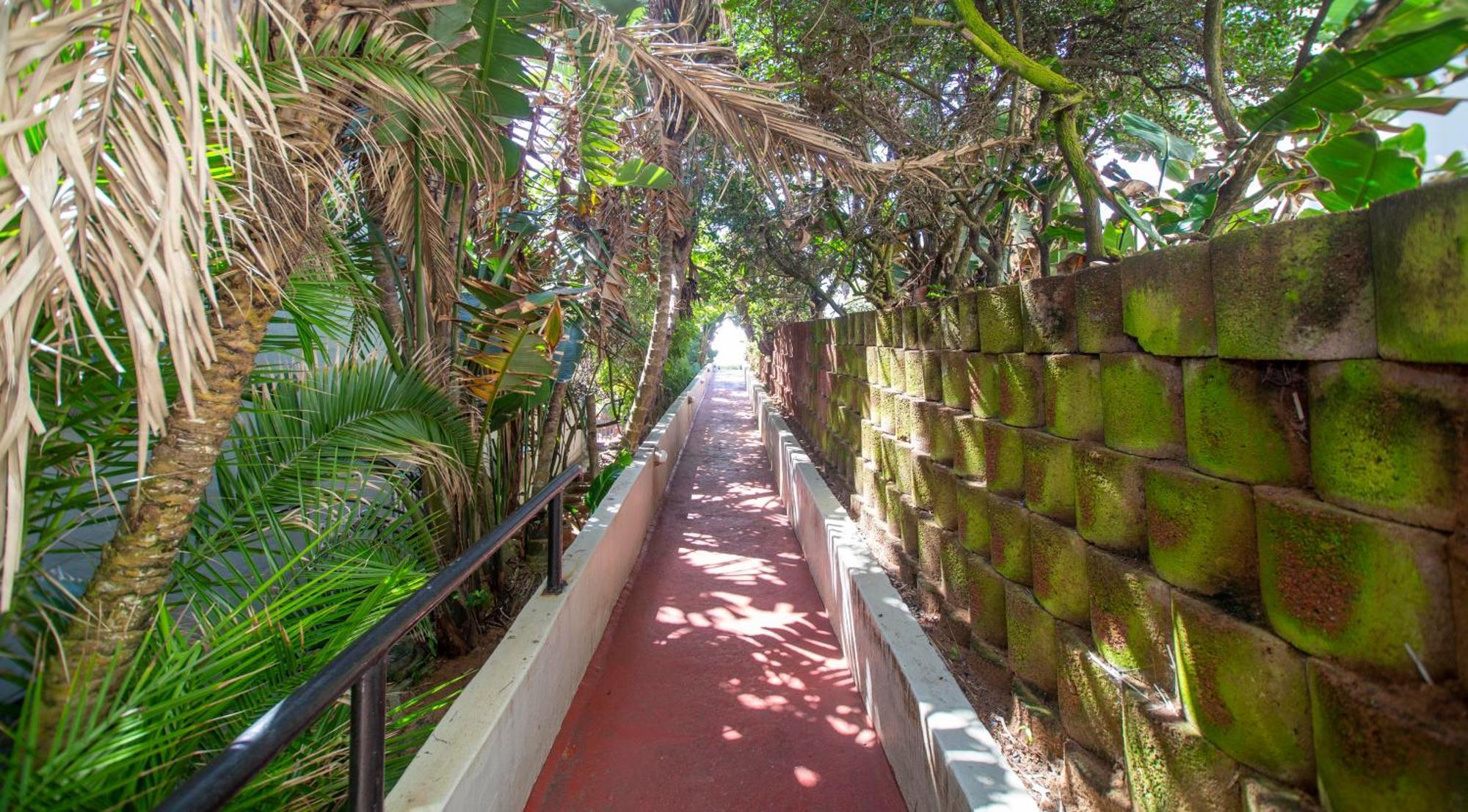 16 Bronze Bay Apartment Durban Exterior photo